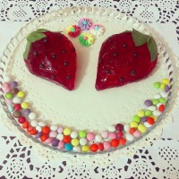 ژله توت فرنگی