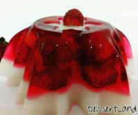 ژله بستنی توت فرنگی