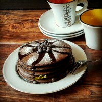 کیک شکلاتی پنکیک