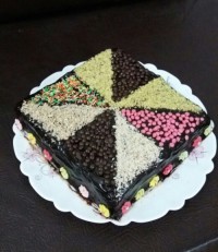 بازم کیک شکلاتی