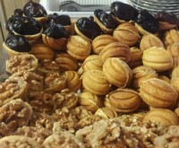 گردو روسی باتزیین گردو وخرما