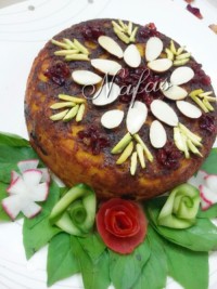 ته چین سینه مرغ با ذرت و نخود فرنگی