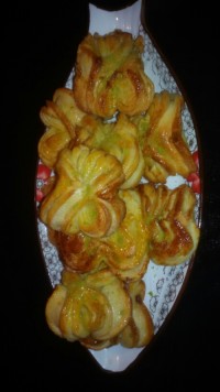 شیرینی پاپیونی...