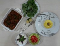 خورش بادمجان و گوشت ترش