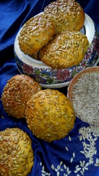کلوچه مغزدار