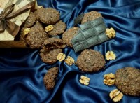 کوکی جو و میوه های خشک