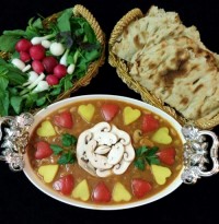 خوراک لوبیا و قارچ