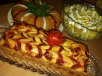 کیک مرغ.سالاد ماکارونی.کیک گوشت