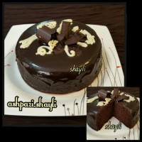 کیک شکلاتی با رویه موکا