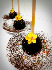 پاپ کیک پاپس کیک