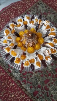 حلوای خیراتی چهلم شوهرم