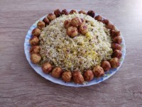 لوبیا پلو و گوشت قلقلی