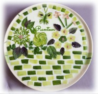 زاتزیکی (ماست و خیار یونانی)
