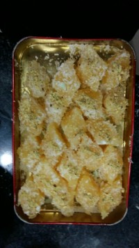 لوز زعفرانی