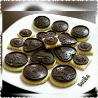 بیسکوئیت شکلاتی