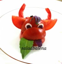 سبزی آرایی با گوجه