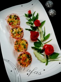 املت سبزیجات با پنیر