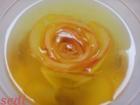 رزت سیب در ژله