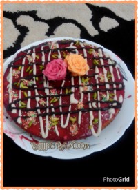 کیک سیب با آیسینگ پنیر خامه ای