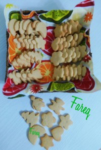 شیرینی زنجبیلی به شکل آدمک