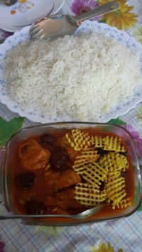 خورشت آلو با مرغ