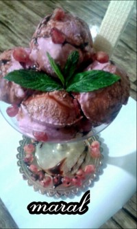 بستنی انار (مخصوص شب یلدا)