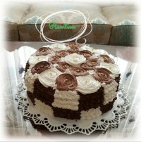 کیک شکلاتی ترد با کدو سبز