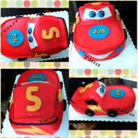 کیک سفارش مشتری از نماهای مختلف