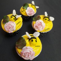 کاپ کیک زنبوری