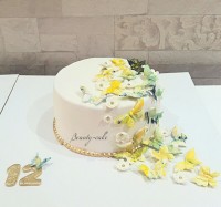 کیک تولد پروانه ای