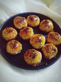 پیراشکی گوشت و قارچ