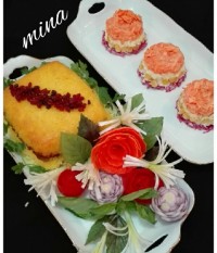 ته چین مرغ و سالاد قالبی