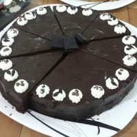چیز کیک با شکلات تلخ