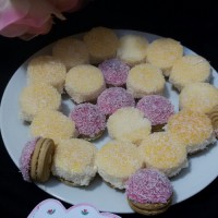 ژله پفی باپایه بیسکویت کرمدار