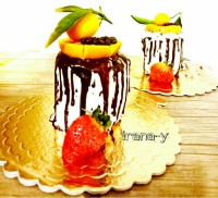 کیک یخچالی توت فرنگی