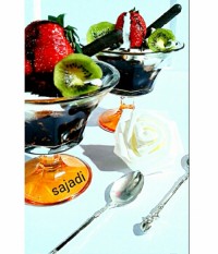 دسر توت فرنگی شکلاتی