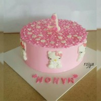 کیک خامه ای کیتی