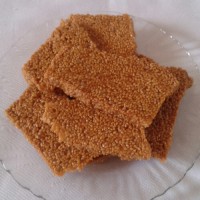 پشت زیک شیرینی محلی مازندرانی