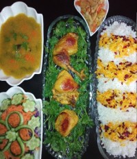 زرشک پلو با مرغ سرخ شده