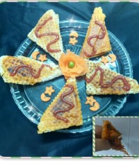 سمبوسه قارچ و سوسیس