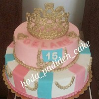 کیک شکلاتی فوندانتی