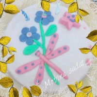 کیک ساده باتزیین خمیرفوندانت