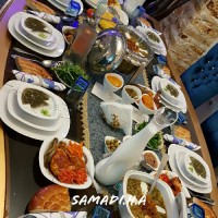 میز شام مهمونی