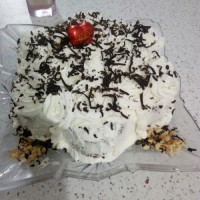 کیک کاکائویی با روکش خامه