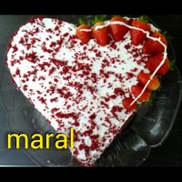 کیک رنگی با رویه پنیری مخصوص