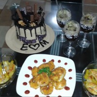 شاه میگو زله نوشابه سیب زمینی پنیری