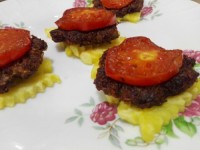 لقمه های سیب زمینی و برگر