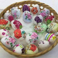 تخم مرغ گل گلی