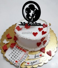 کیک خامه ای با دکور فوندانت