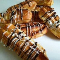 شیرینی نان خامه ای